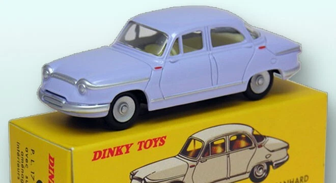 Panhard PL 17 Parme  Ref 547P - Photo 1/1