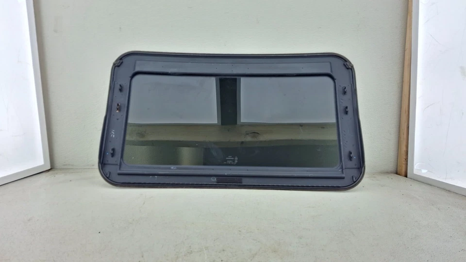 Volkswagen Passat 2012-2018 techo corredizo techo corredizo ventana vidrio OEM Foto 1 de 4