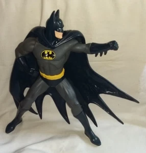 1995 Batman 13'' PVC Figure DC Super Heroes Collection Warner Bros Studio Store - Picture 1 of 6