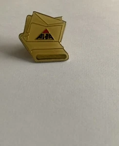 Alba Pin Badge - Picture 1 of 2