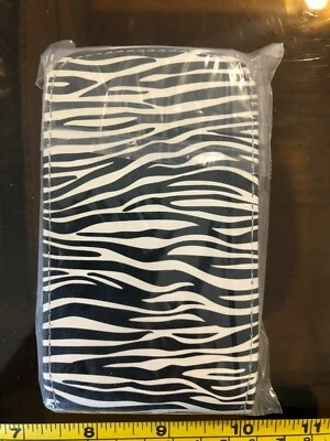 Capa telefone Blackberry Bold 9900 animal estampa zebra nova preta branca - Imagem 1 de 3