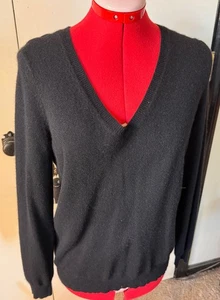 C by Bloomingdale's Black V Neck Cashmere Sweater Medium Large - Picture 1 of 6