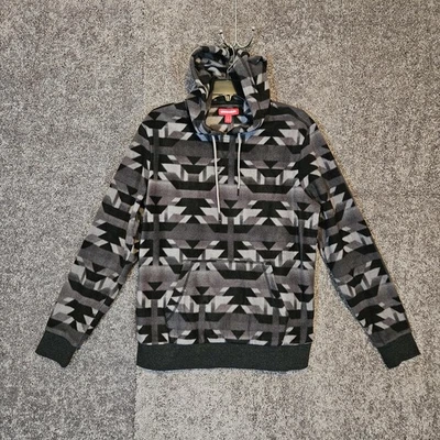 Moletom com capuz de lã Union Bay masculino camuflado preto/cinza. Novo com etiquetas. S - Imagem 1 de 3