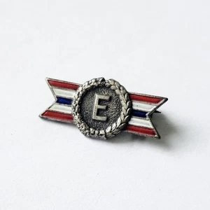 Small WW2 Homefront Army-Navy Production Award - Picture 1 of 3