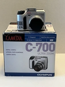 Olympus Camedia C-700 Ultra Zoom 10X Optical ZM Digital Camera Works - Picture 1 of 9