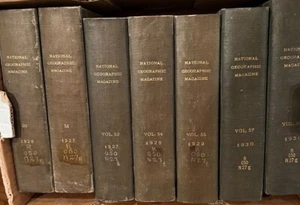 National Geographic Magazine Bound Hardcover 2-Volume Set from the 1920s and 30s - Foto 1 di 9