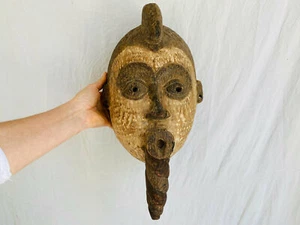 Kwele Mask. Gabon Africa . African Mask. 19th Century - Picture 1 of 3