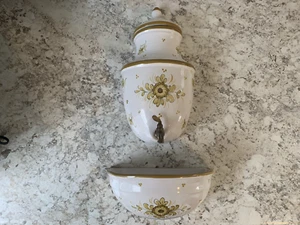 Vintage Lavabo Wandbrunnen / Taschenübertopf Floral 3 Stück hellbraun & braun Blumen - Bild 1 von 11