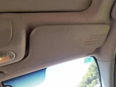 8200246822 right sun visor fin for Renault Grand Scenic II (JM0 1) 5062918 - Image 1 of 4