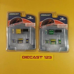 (Lote 2) GREENLIGHT MICHELIN SHOPTOOL 1:64 Accesorios Diorama (Regular y Persecución) - Imagen 1 de 6