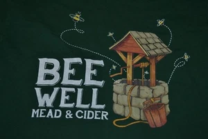 Bee Well Mead Meadery & Cider T Shirt Small Bellaire MI Torch Lake Michigan - Picture 1 of 2
