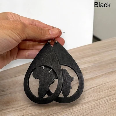 Pendientes colgantes de madera hechos a mano con mapa boho africano - ligeros colgantes de 3" (3 colores) Foto 1 de 4