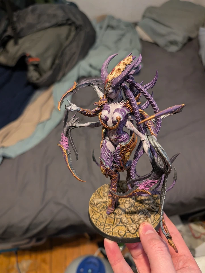 Queen Of Esticy Creature Caster Foto 1 de 2