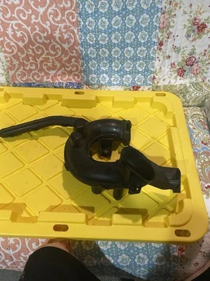 2011-2017 年日产 Juke 发动机下进气管 Oem — 第 1/4 张图片