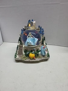Disney Snow Globe Castle Cinderella Lighted Musical Motion, Damaged, Working - Picture 1 of 18