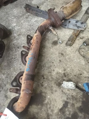 Coletor de escape esquerdo driver 8 cilindros compatível com 00-04 TUNDRA 6736149 - Imagem 1 de 4