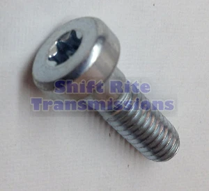 4L80E 4TH CLUTCH HOUSING FEED BOLT TO CASE 4L85E CHEVY MT1 MN8 TRANSMISSION - Picture 1 of 1