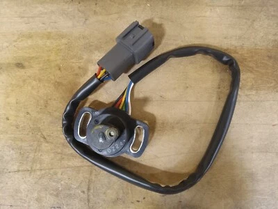 KOMATSU ВИЛОЧНЫЙ ПОГРУЗЧИК 3BA-34-42260 ДАТЧИК потенциометр - Изображение 1 из 4