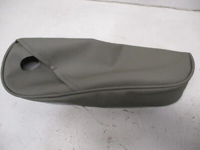 2607347C1 INTERNATIONAL OEM GRAY LH ARMREST COVER - Image 1 of 2