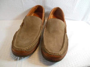 Tommy Bahama Size 9 1/2 mens loafers padded insole preowned gently used - Picture 1 of 10