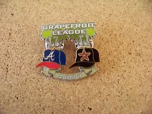 2007 Atlanta Braves vs Houston Astros Spring Training Grapefruit League pin - Picture 1 of 3