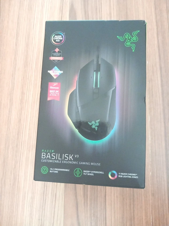 Razer Basilisk V3 Wired Gaming Mouse 11 Buttons 26K DPI RGB Optical Switches  - Image 1 of 4
