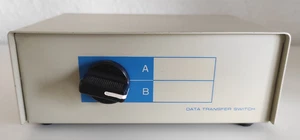 Data Transfer Switch für Drucker o.ä., A/B Schalter 25 pol. D parallel/seriell - Bild 1 von 3