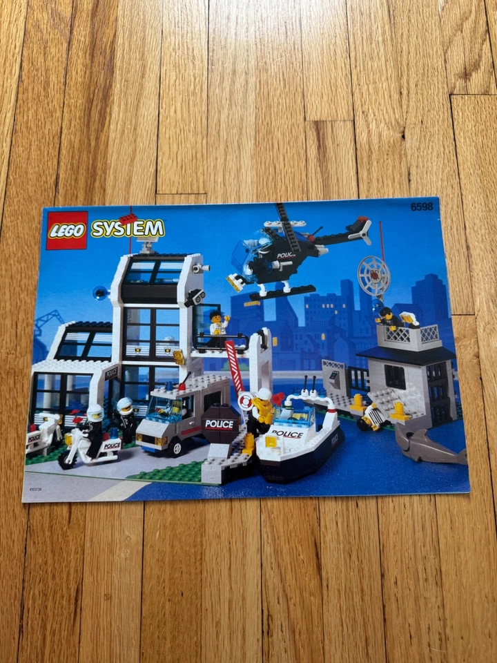 Lego Town Police Metro PD Station (6598) Instruction Booklet Only - Image 1 of 1