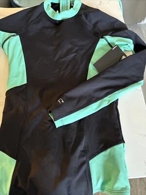 Traje de Surf ONeill Híbrido Mujer Glamour Una Pieza L/S 365 - Negro/Verde S Nuevo con Etiquetas Foto 1 de 4