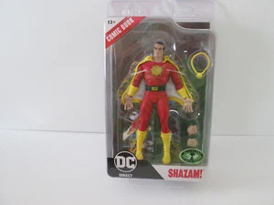 McFarlane DC Direct Page Punchers! Shazam 7" Figure Platinum Edition & Comic NEW - Picture 1 of 6