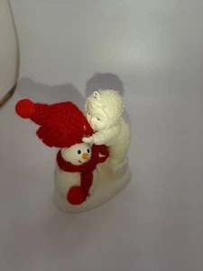 snowbabies dept 56 figurine " Top It Off " 3x3 1/2 ×1  1/4 W/ Box - Picture 1 of 5