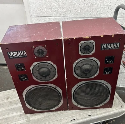 Par de altavoces para monitor de estudio Yamaha NS-1000M Foto 1 de 4