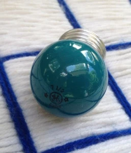 new GE mint VINTAGE GREEN 7 &1/2 WATT S11 night LIGHT BULB 7.5s11 sign 11880 nos - Picture 1 of 4