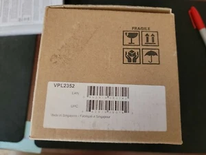 V7 Replacement Lamp For Sony VPL FX35, VPL FH30, VPL FH31 275W 3000HRS - 275... - Picture 1 of 8