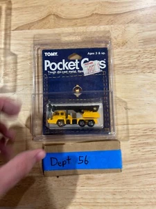 TOMY TOMICA POCKET CARS BRAND NEW ON CARD CRANE TRUCK with white price sticker - Picture 1 of 4