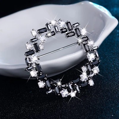 FASHION ATTITUDE 18k white gold gp made with Swarovski CZ crystal brooch black Foto 1 de 4