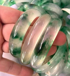 Brazalete Brazalete 53-66mm Natural Blanco Flotante Flores Jade Verde Helado Jadeíta + - Imagen 1 de 3