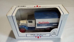 Vintage ERTL 1931 Delivery Truck Bank True Value Hardware DieCast 1/34 - Picture 1 of 5