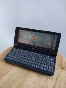 Hewlett-Packard HP Jornada 720 Pocket PC | Windows CE | 206 MHz 8 Mo | Chargeur - Photo 1 sur 8