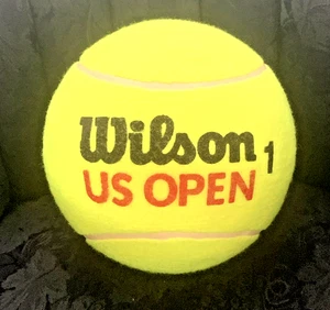 Pelota de tenis Wilson de gran tamaño Jumbo US Open ideal para autógrafos nunca usada - Imagen 1 de 3