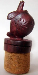 Botella de corcho étnico de madera tallada a mano tortuga Madagascar - Imagen 1 de 1