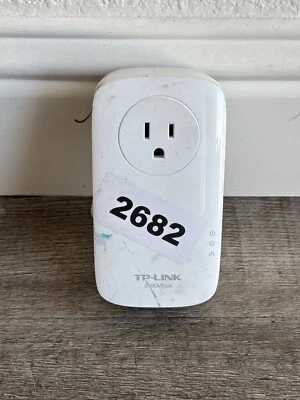 TP-LINK TL-PA9020P AV2000 2-Port Gigabit Powerline Adapter Single 2000Mbps - Image 1 of 2