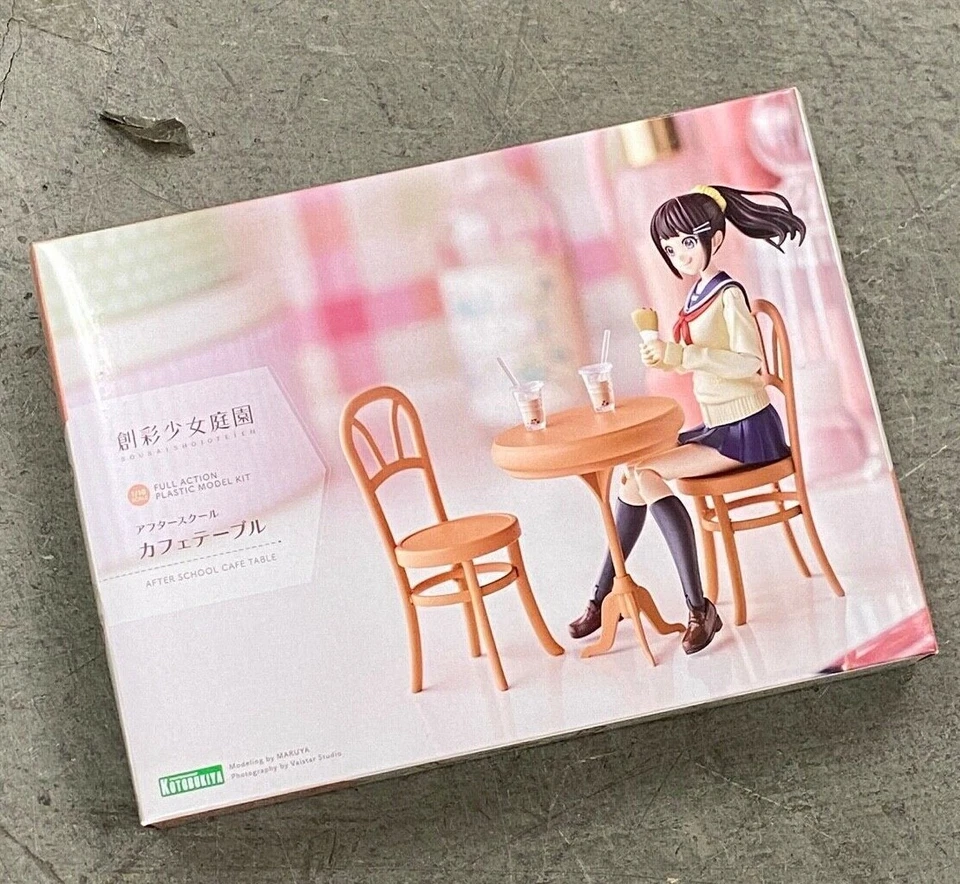 JUL209183: Kotobukiya Sousai Shojo Teien After School Cafe Table 1/10 model kit - Image 1 of 4