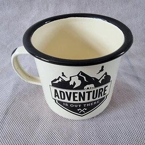 L'avventura è là fuori / tazza da viaggio caravan smaltata retrò - Foto 1 di 5