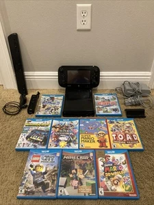 Nintendo Wii U Gaming System 32GB Console + Gamepad Pacchetto Completo con 10 Giochi! - Foto 1 di 16