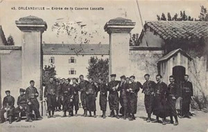 Algérie - CHLEF Orléansville - Entrée de la Caserne Lasalle - Zouaves - Ed. Coll - Picture 1 of 2