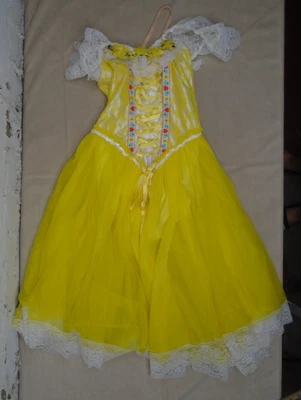 VTG Curtain Call Costume Scandinavian Dress Yellow Hearts Floral Lace Layered 12 - Image 1 of 4