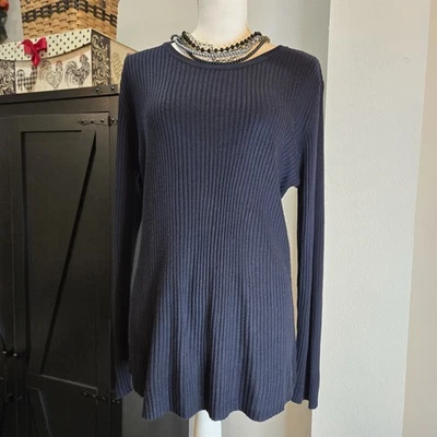 Womens Large Sweater Shirt Calvin Klein Jean's Black Ribbed Pull Over.  47 - Image 1 of 4