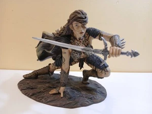 KR0024 KIT RAE "ALUEN" United Cutlery Limited Edition Figur #1 of 2500-BX1 - Bild 1 von 14