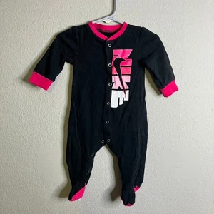 Nike Size 6m Black Pink Footed Sleeper - Picture 1 of 6